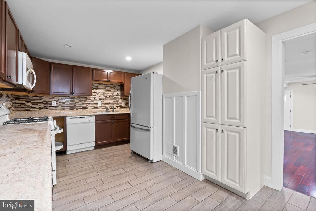 8483 FREDERICK ROAD