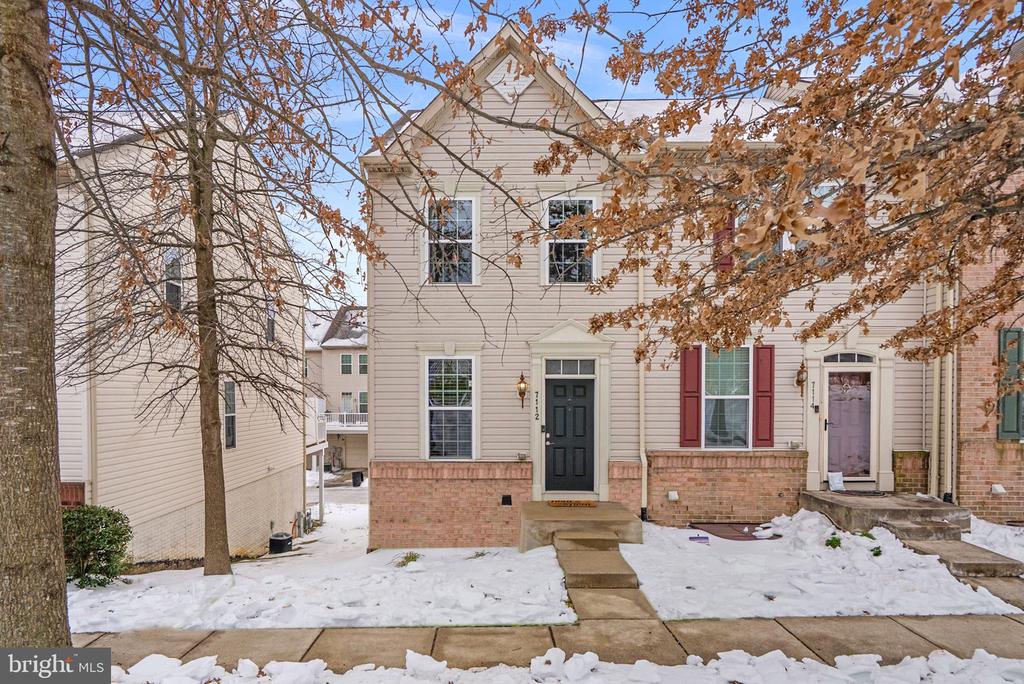 7112 PENNY LANE