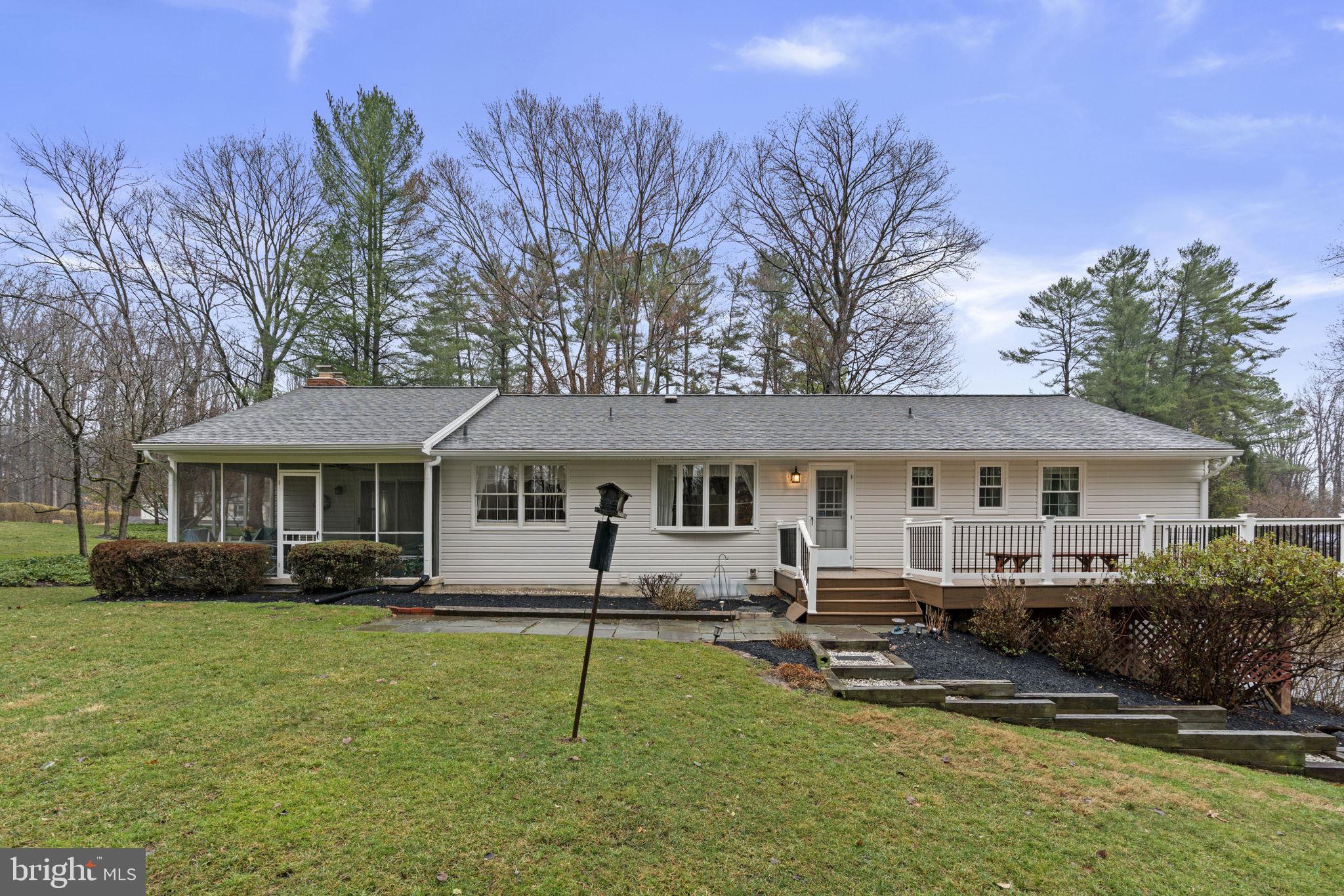 10115 GREEN CLOVER DRIVE