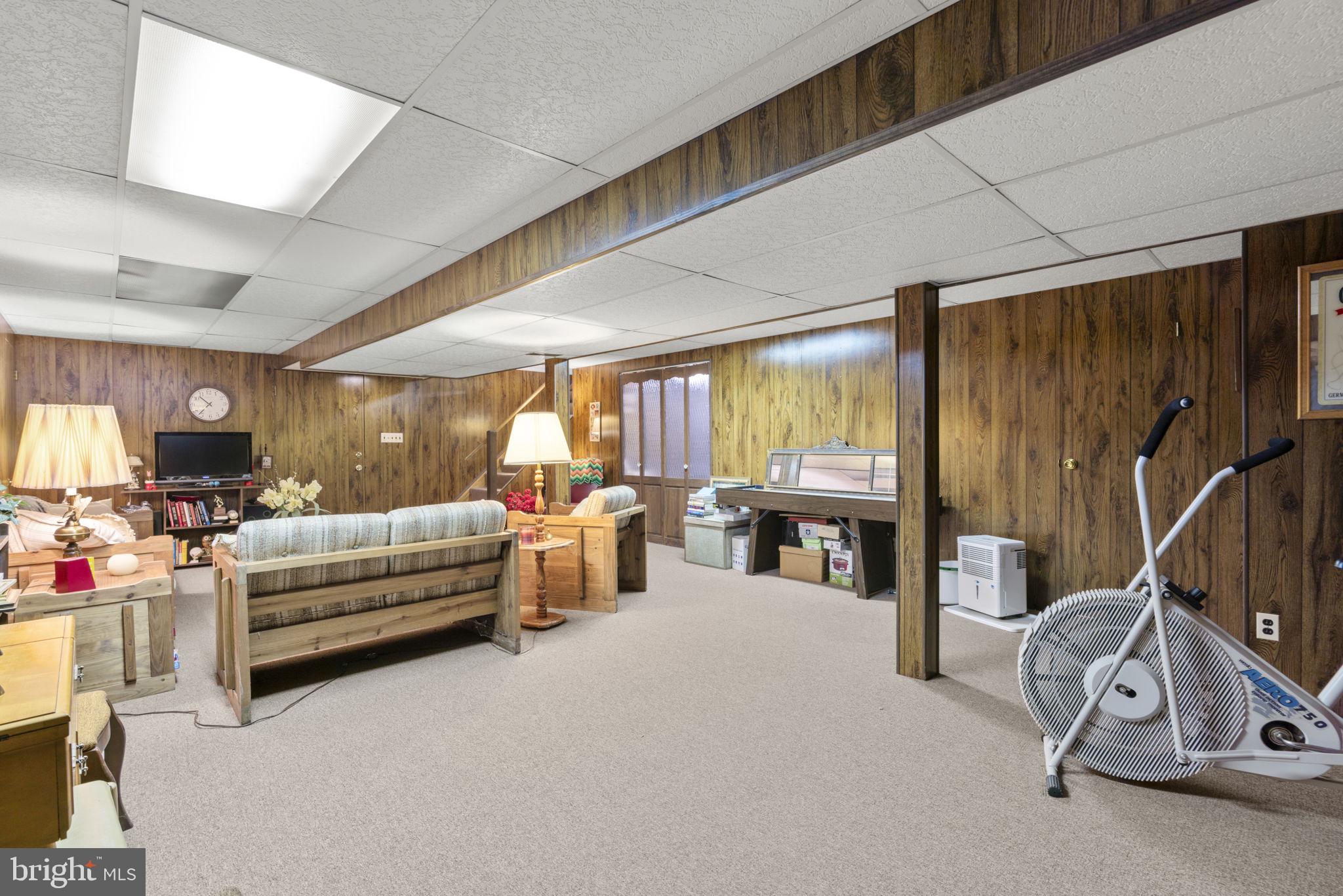 10115 GREEN CLOVER DRIVE