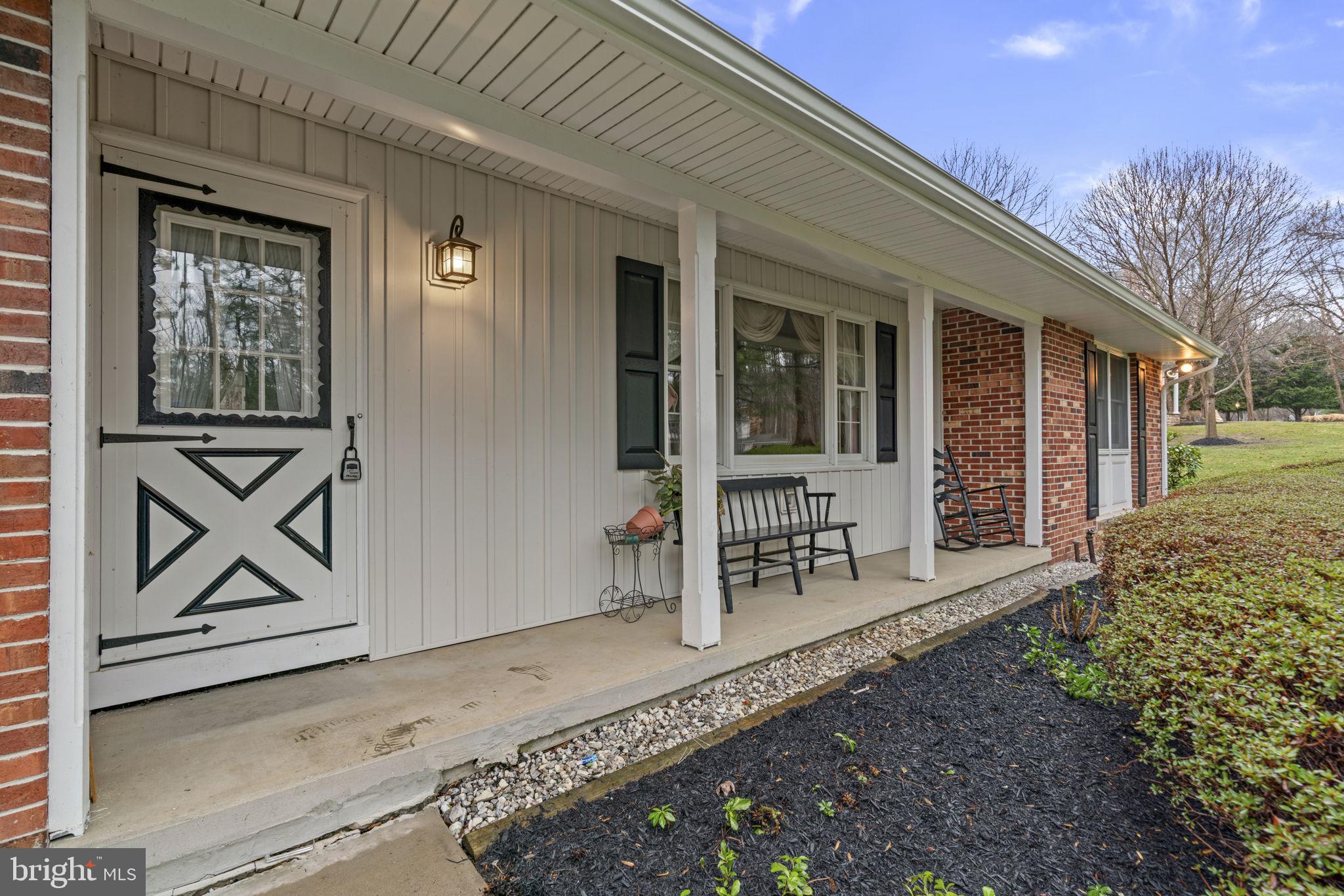 10115 GREEN CLOVER DRIVE