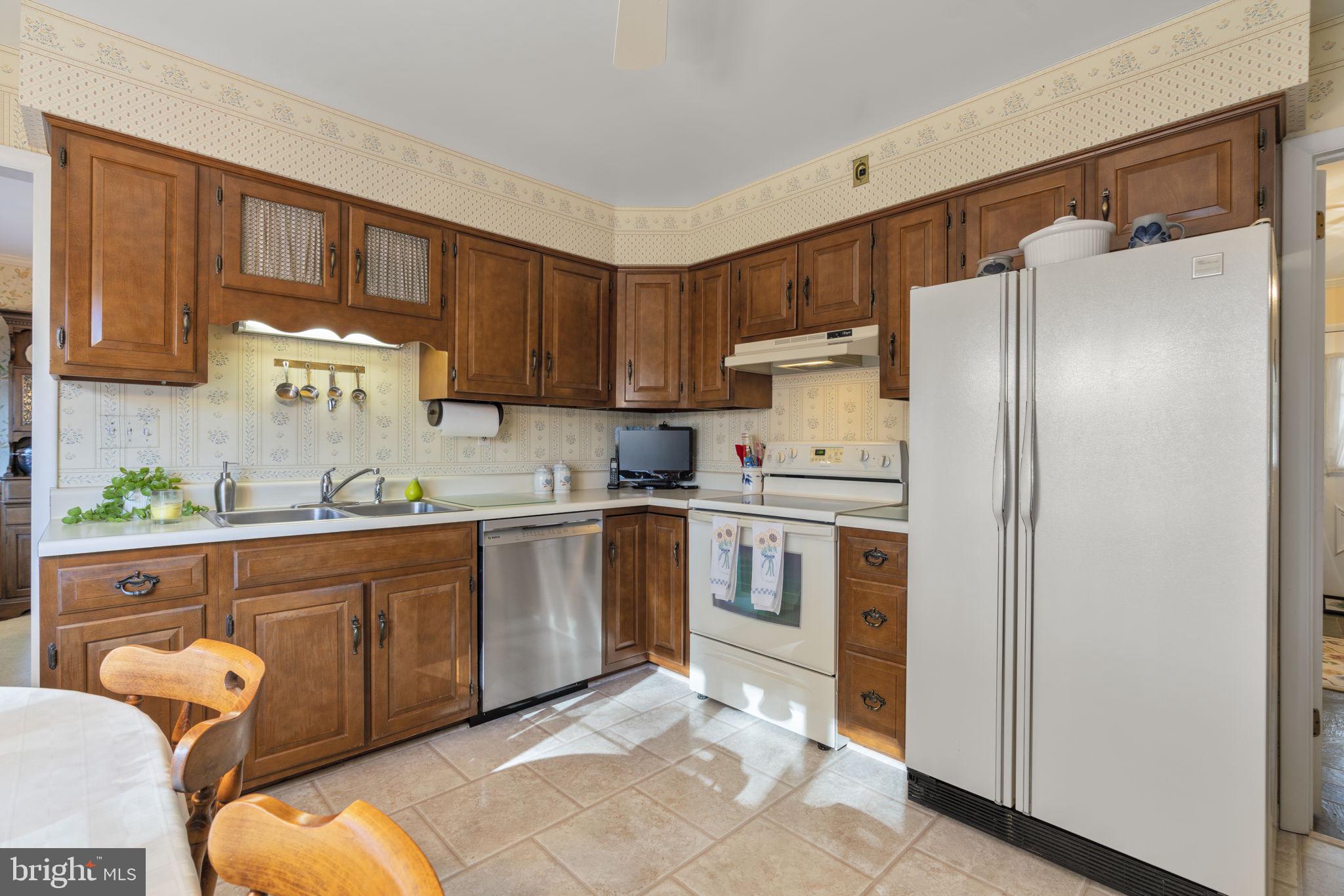 10115 GREEN CLOVER DRIVE