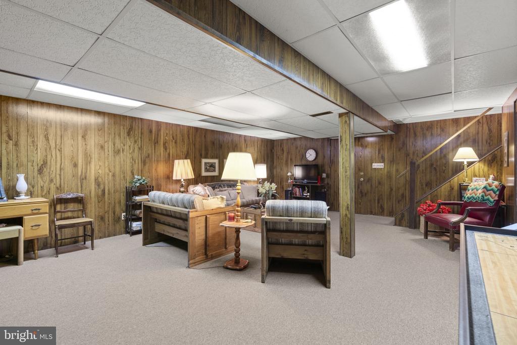 10115 GREEN CLOVER DRIVE