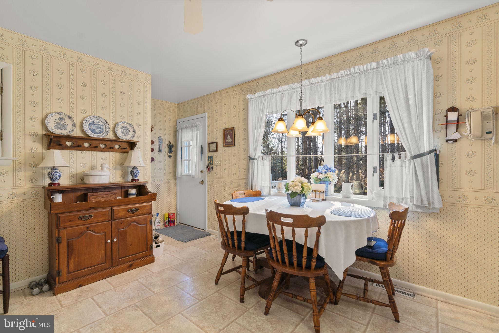 10115 GREEN CLOVER DRIVE