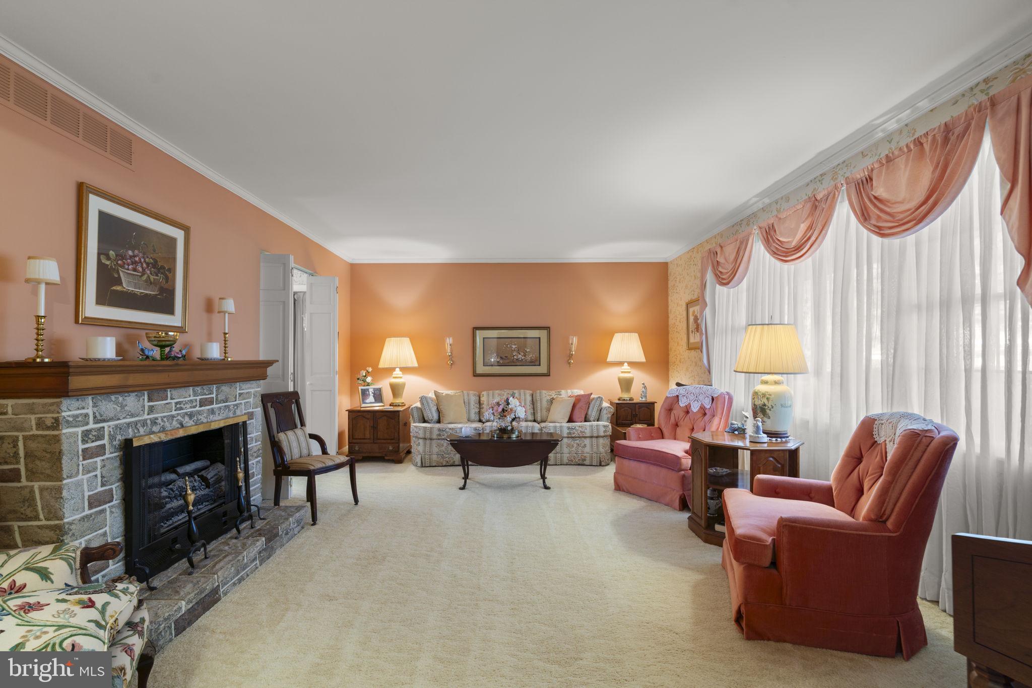 10115 GREEN CLOVER DRIVE