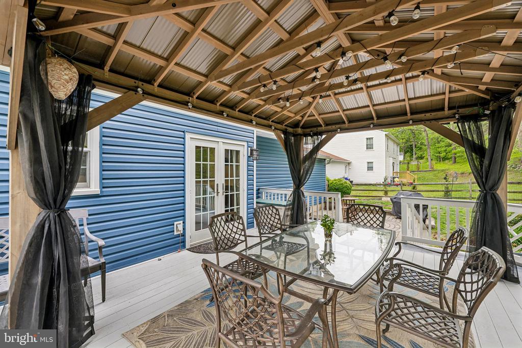 5057 TEN MILLS ROAD