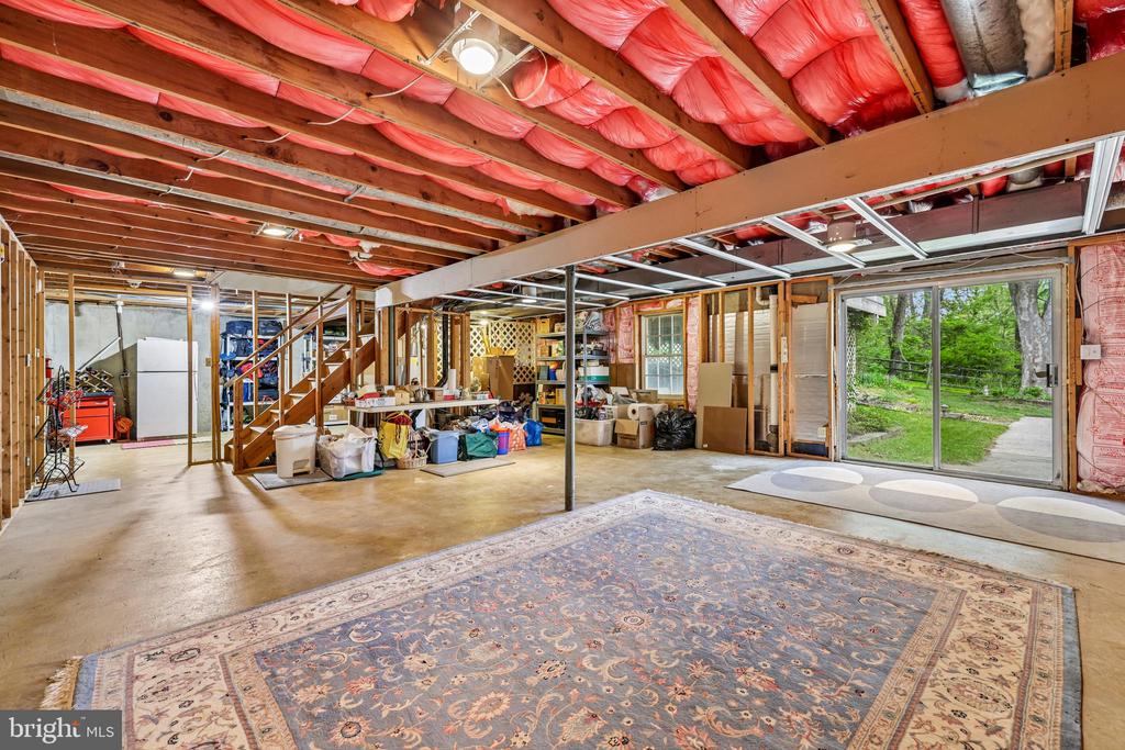 5057 TEN MILLS ROAD