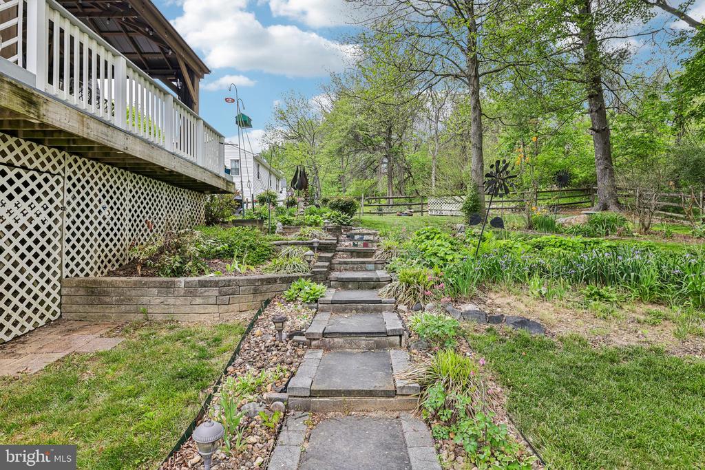 5057 TEN MILLS ROAD