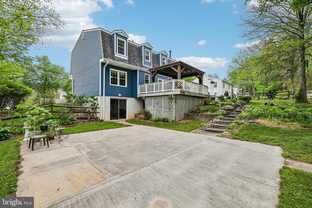 5057 TEN MILLS ROAD