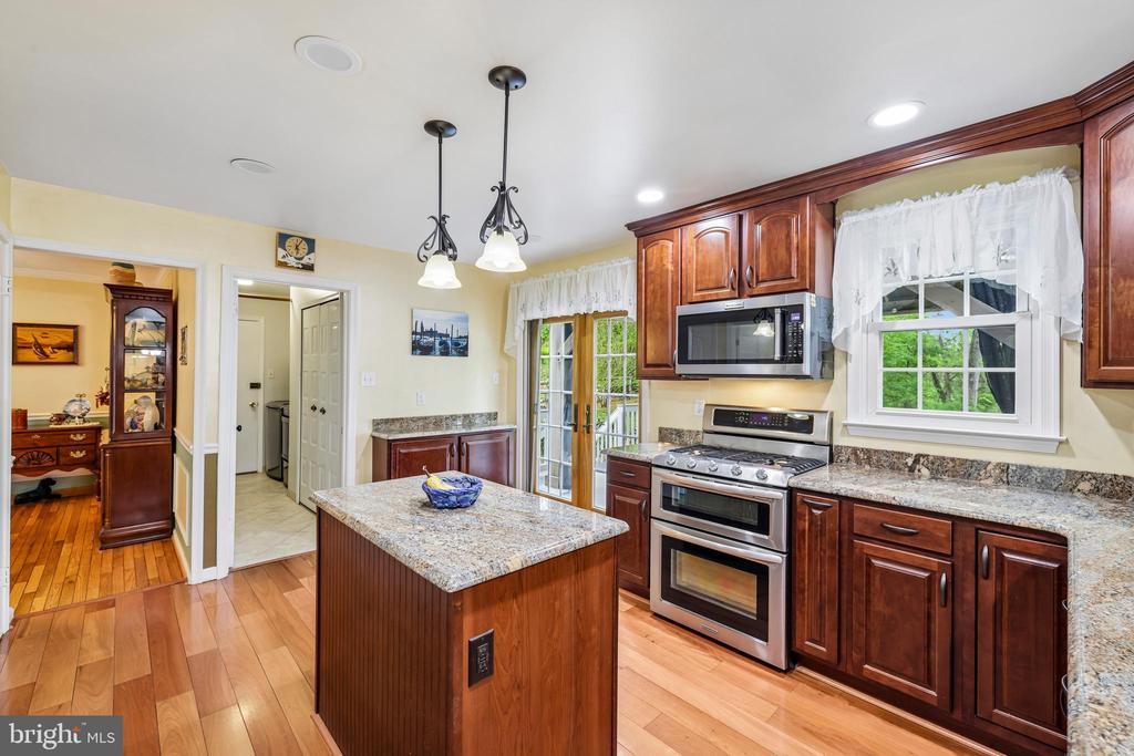 5057 TEN MILLS ROAD