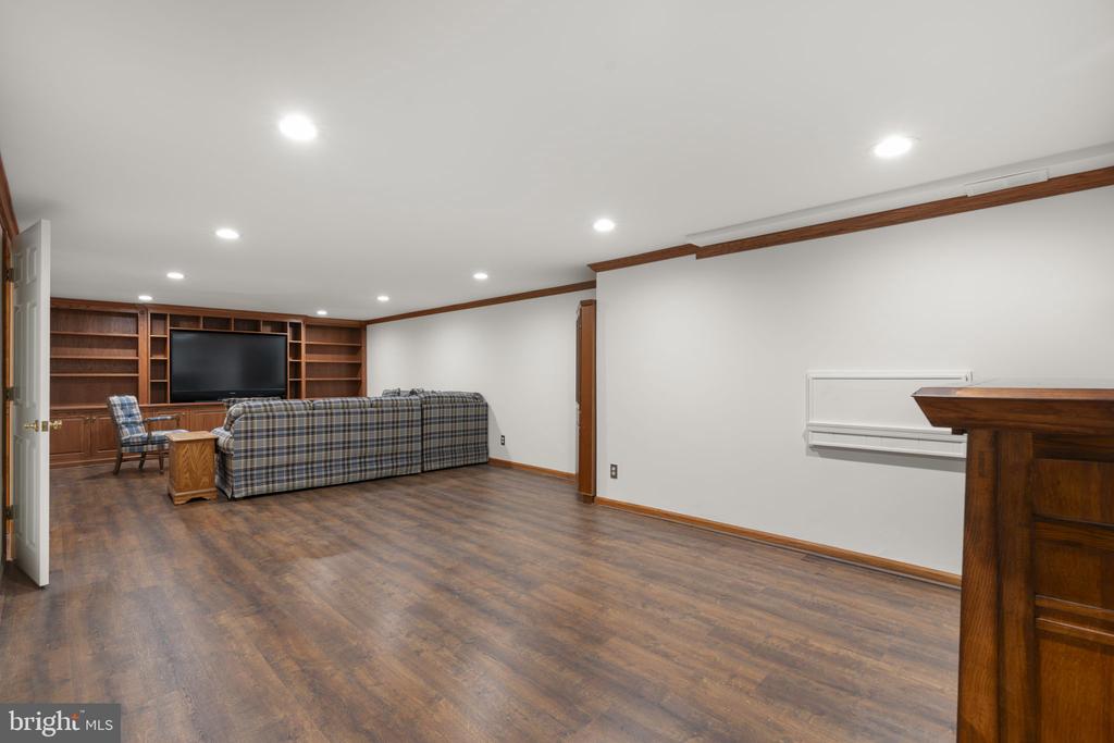 5206 HESPERUS DRIVE