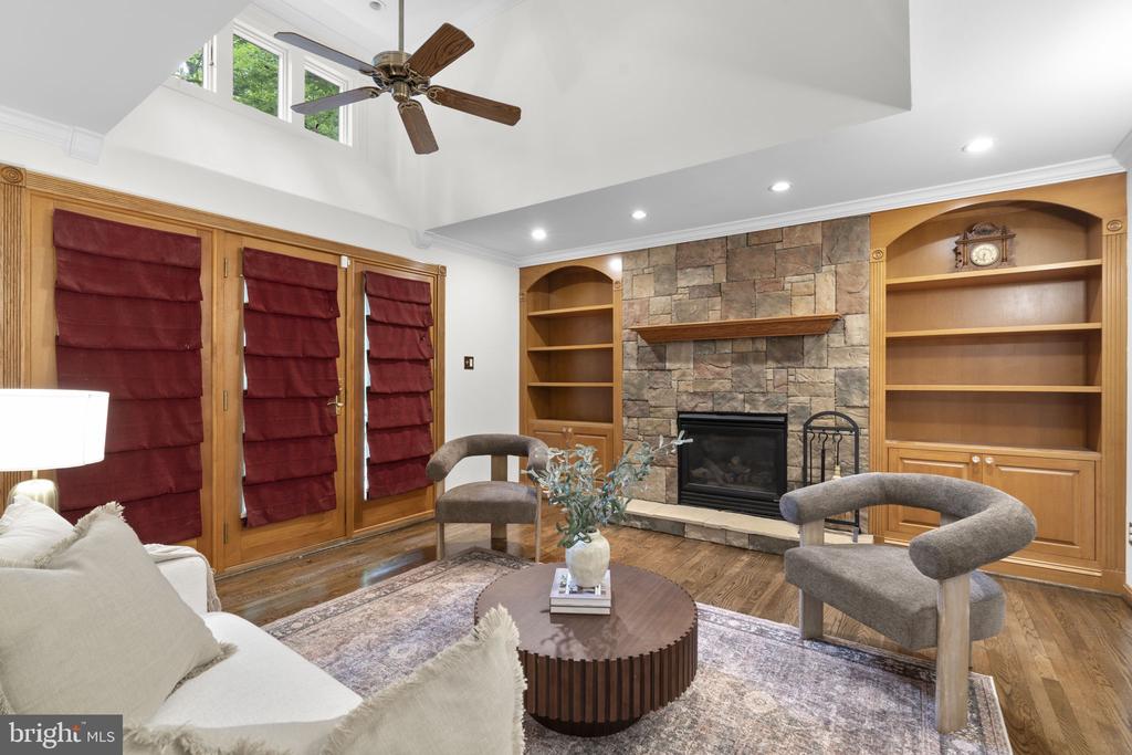 5206 HESPERUS DRIVE