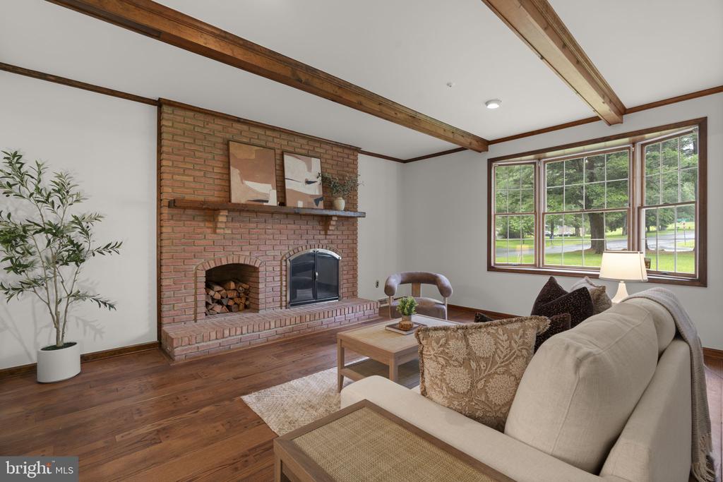 10054 GREEN CLOVER DRIVE