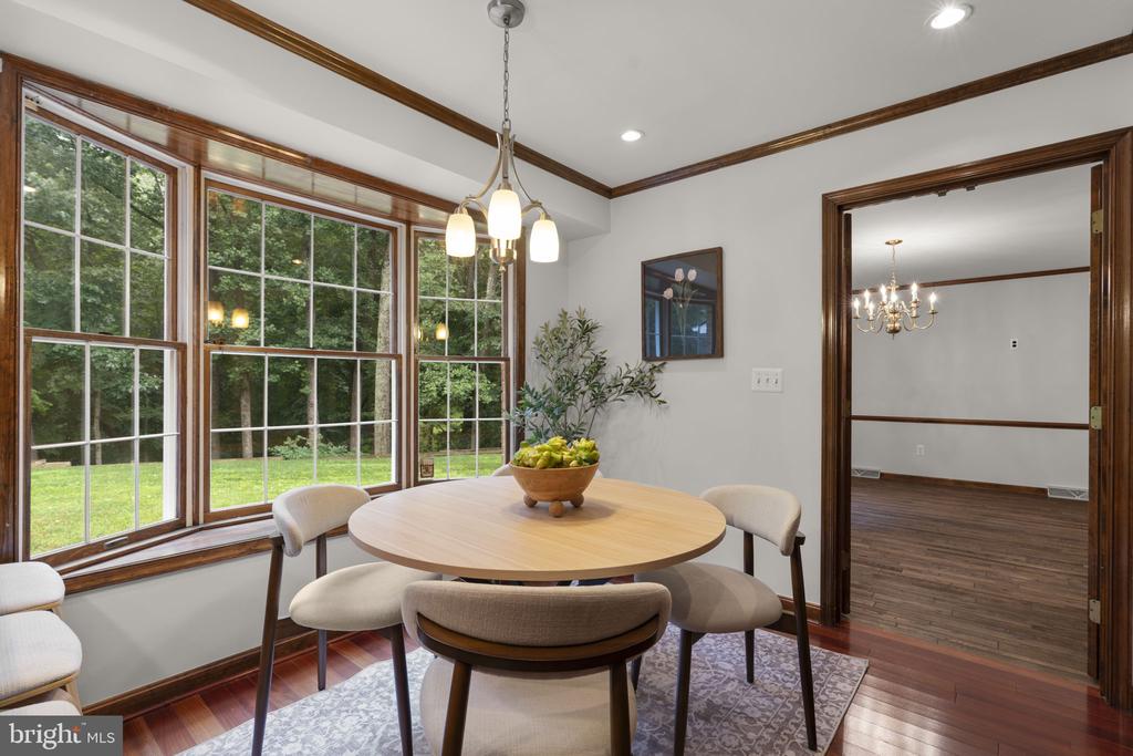 10054 GREEN CLOVER DRIVE