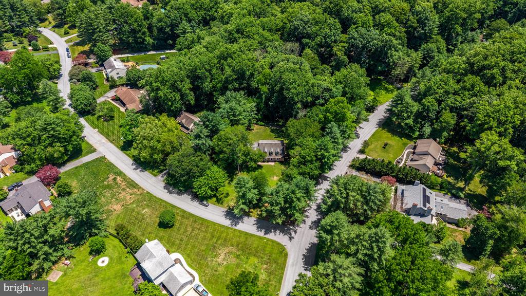 10054 GREEN CLOVER DRIVE