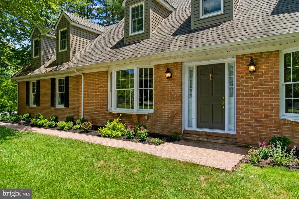 10054 GREEN CLOVER DRIVE