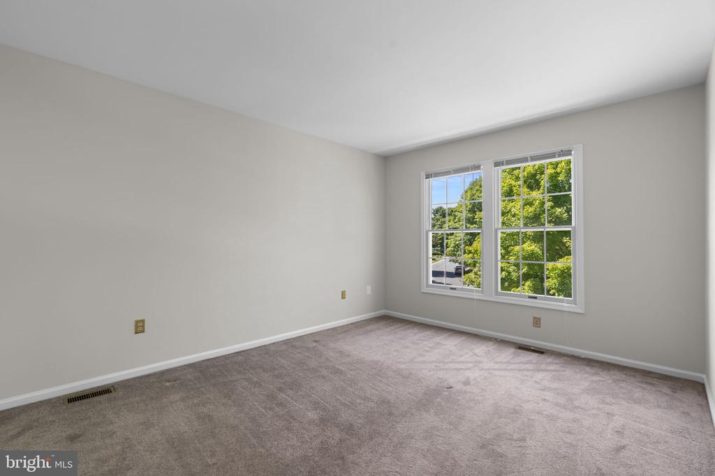 10339 WAVERLY WOODS DRIVE