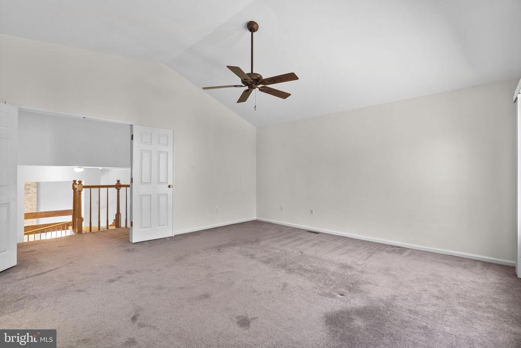 10339 WAVERLY WOODS DRIVE