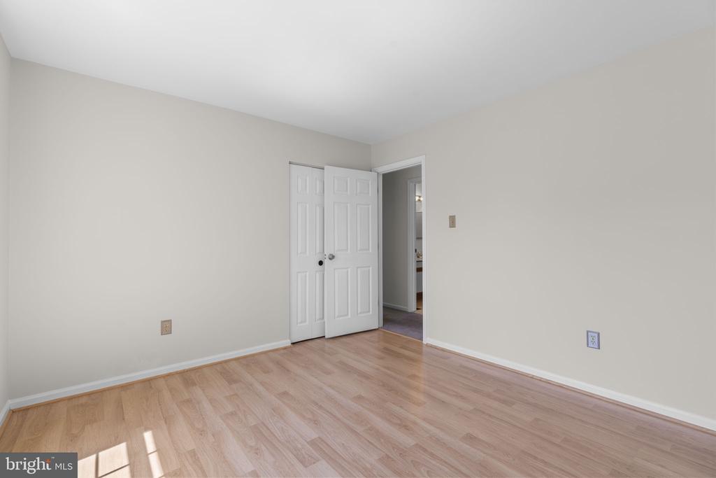 10339 WAVERLY WOODS DRIVE