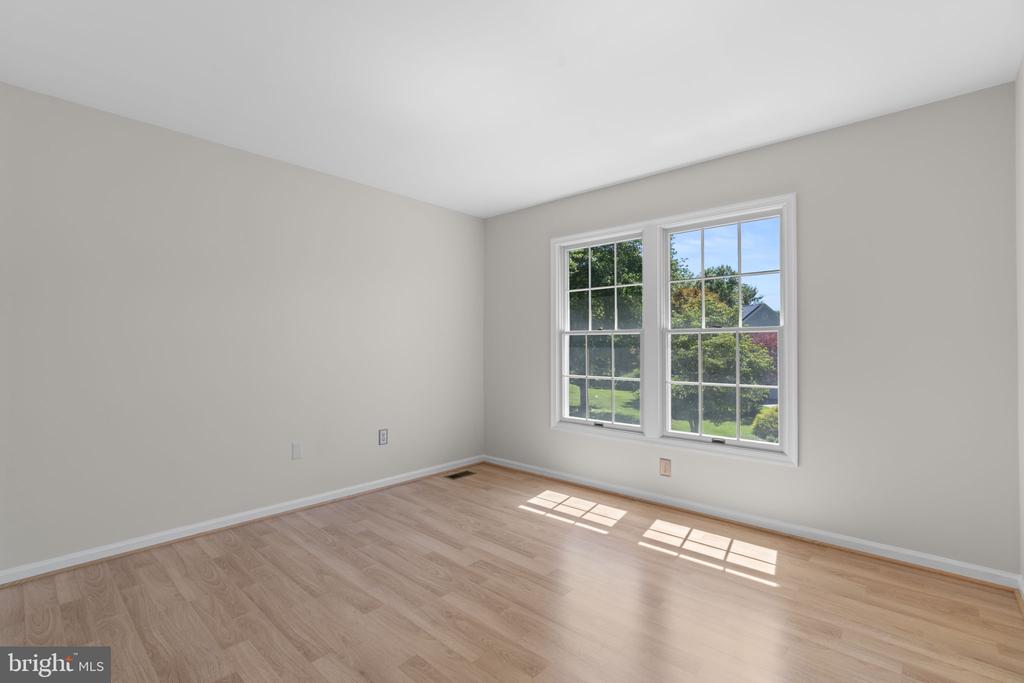 10339 WAVERLY WOODS DRIVE