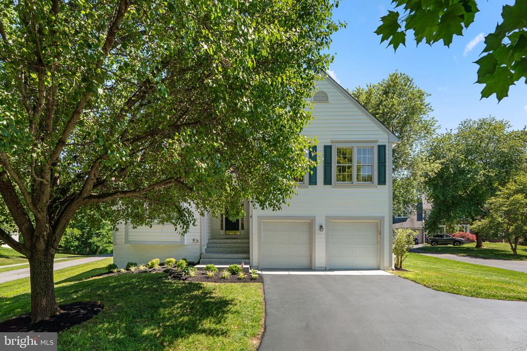 10339 WAVERLY WOODS DRIVE
