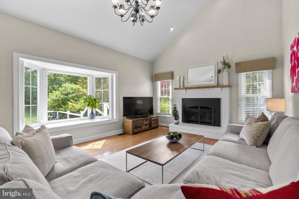7108 CARLISLE COURT