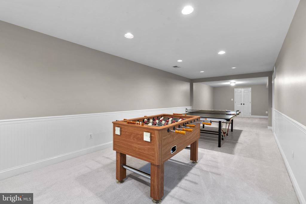 7108 CARLISLE COURT