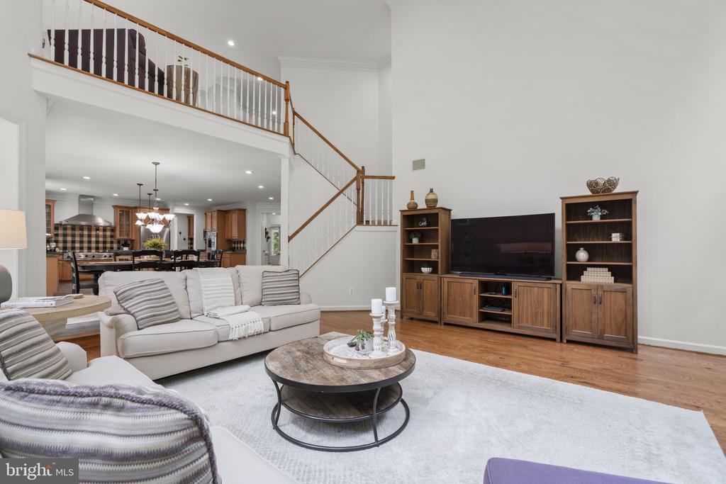 16801 COLTON COURT