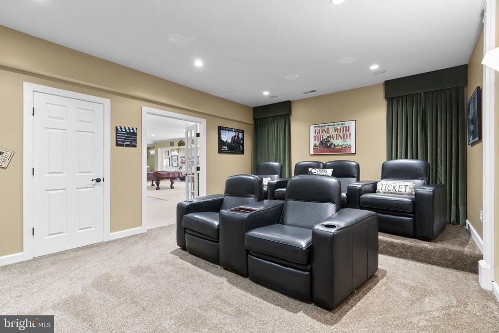 16801 COLTON COURT