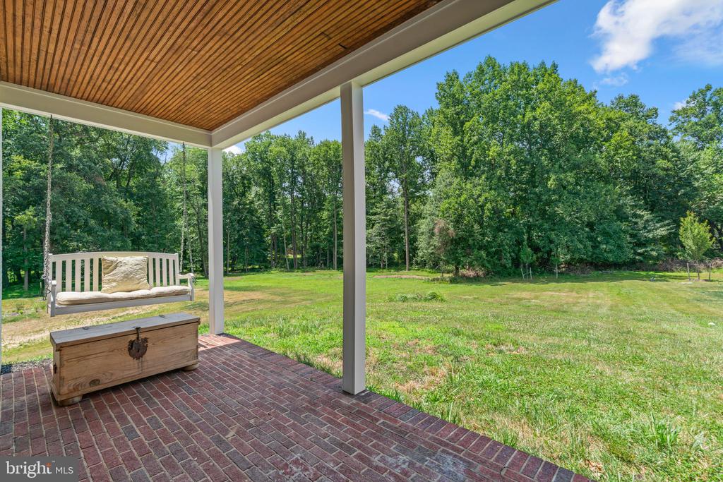 5404 RADEL COURT