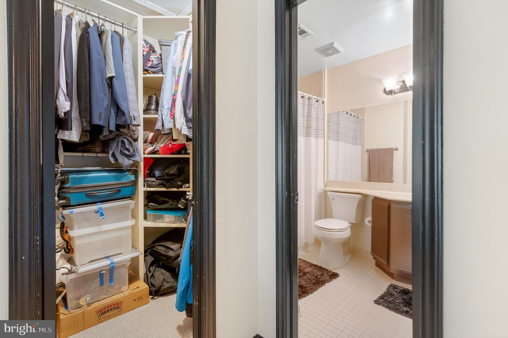 10823 HAMPTON MILL TERRACE 1117 - CONDO #360
