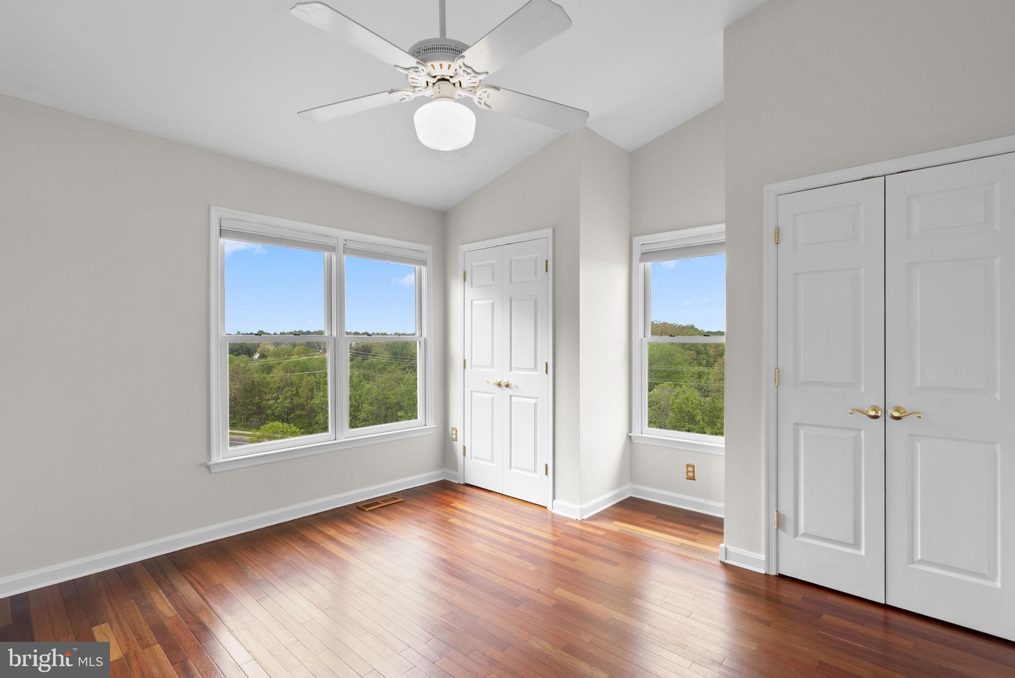 112 RIDGEPOINT PLACE