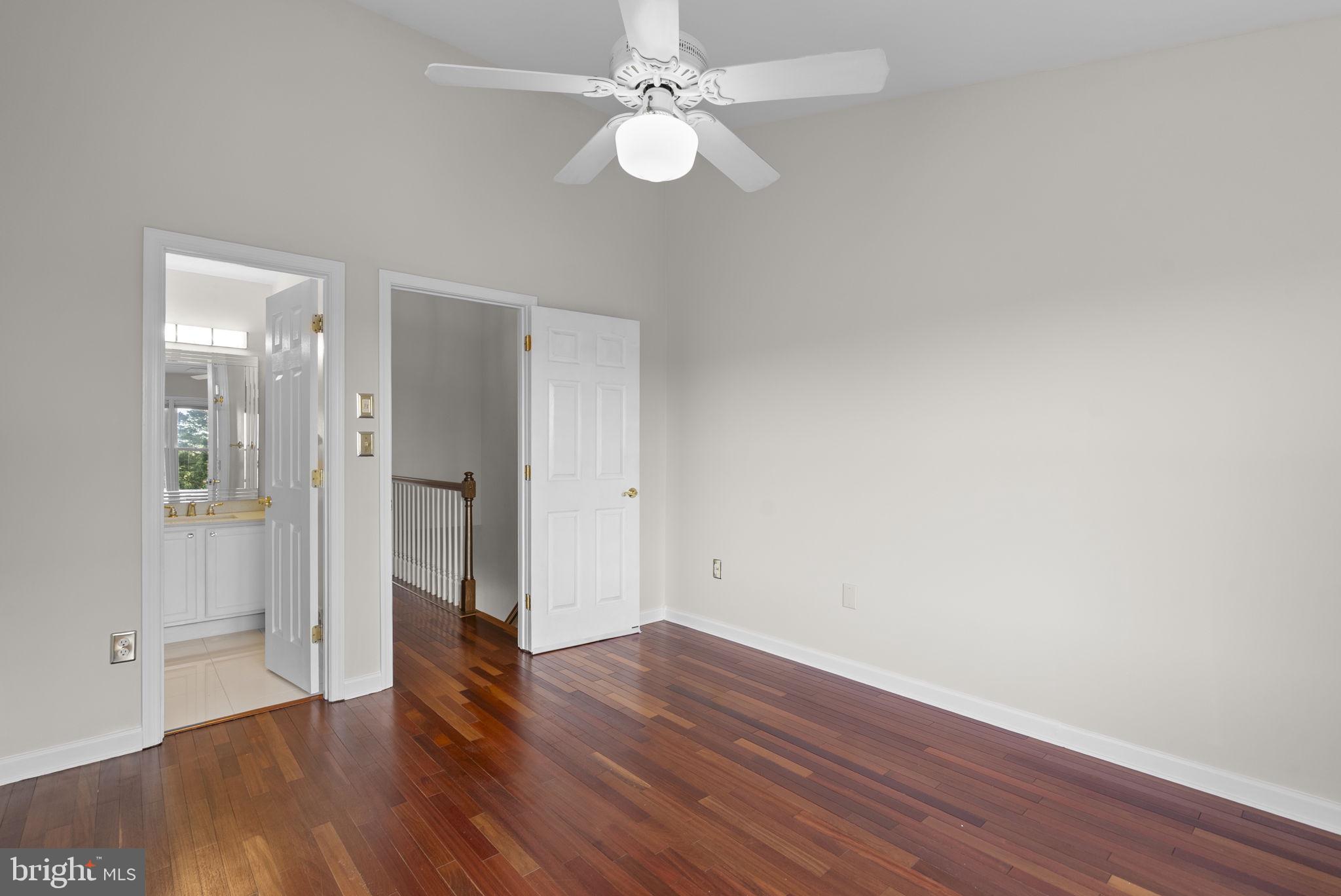 112 RIDGEPOINT PLACE