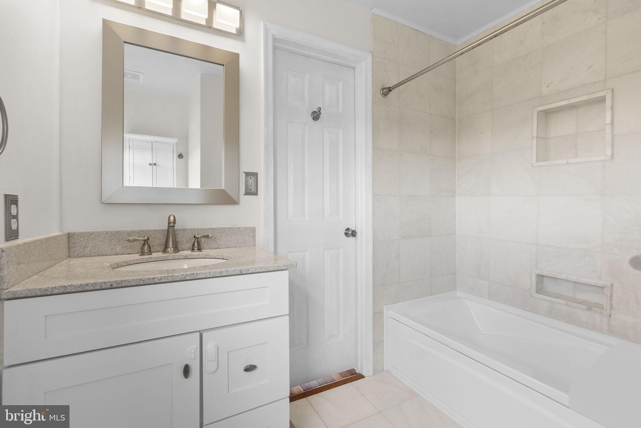 112 RIDGEPOINT PLACE