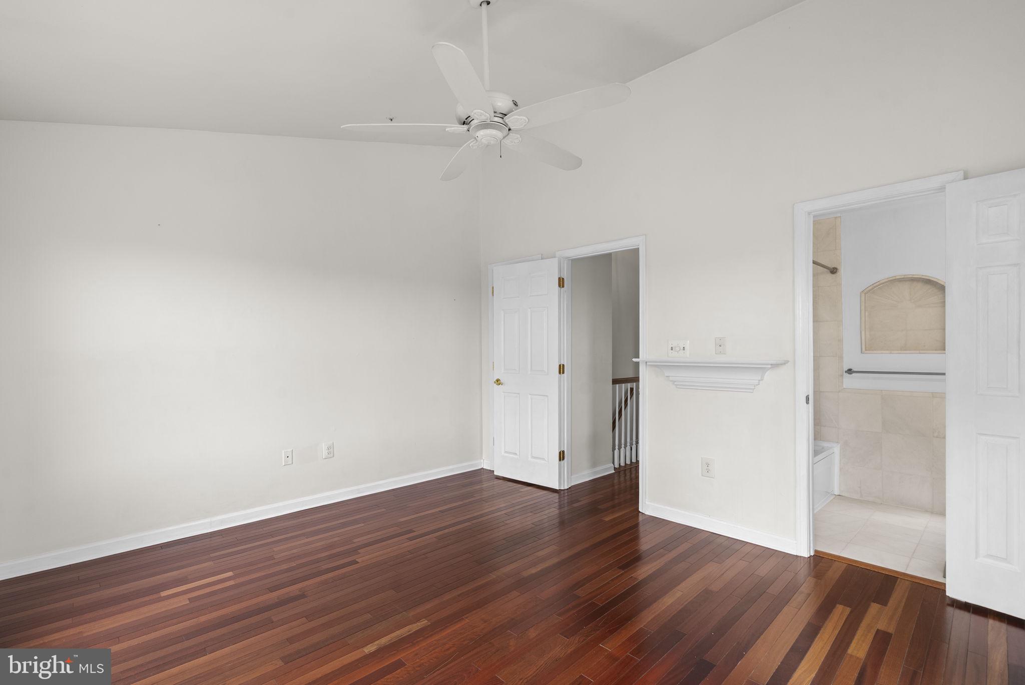 112 RIDGEPOINT PLACE