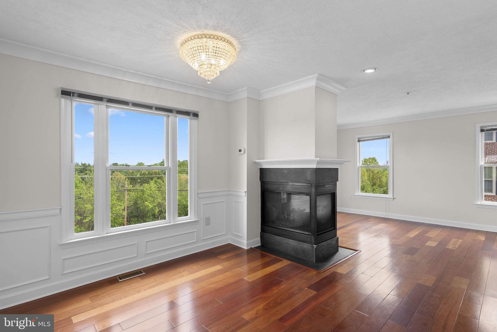 112 RIDGEPOINT PLACE