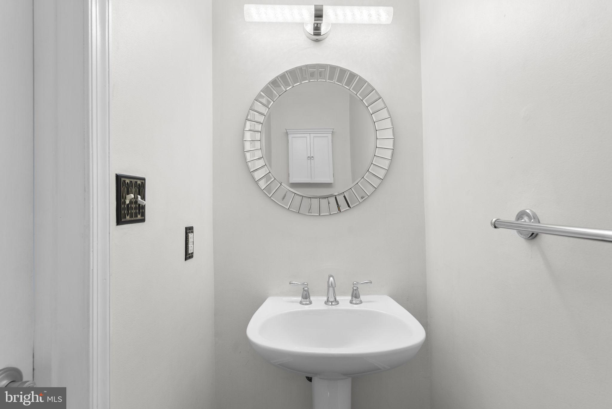 112 RIDGEPOINT PLACE