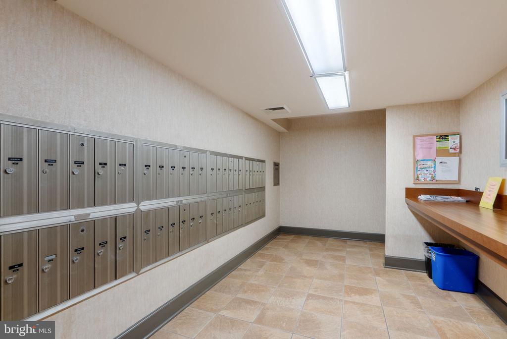 11420 STRAND DRIVE R-010