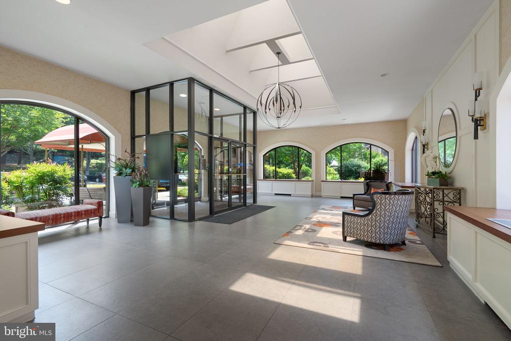 11420 STRAND DRIVE R-010