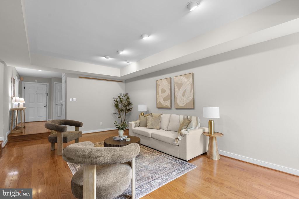 11420 STRAND DRIVE R-010