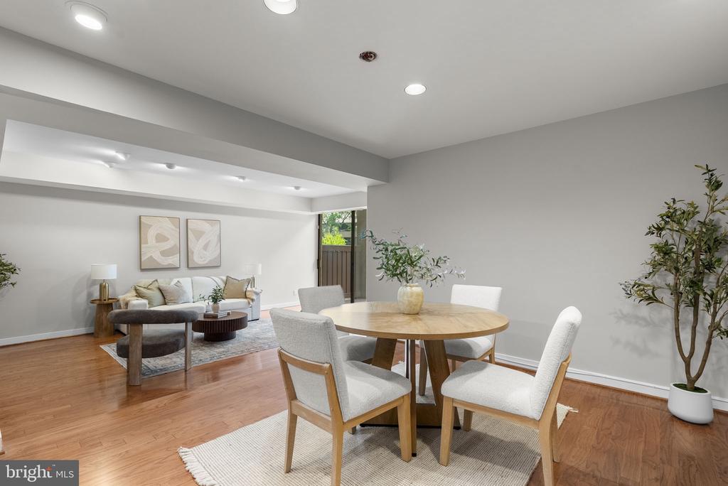 11420 STRAND DRIVE R-010