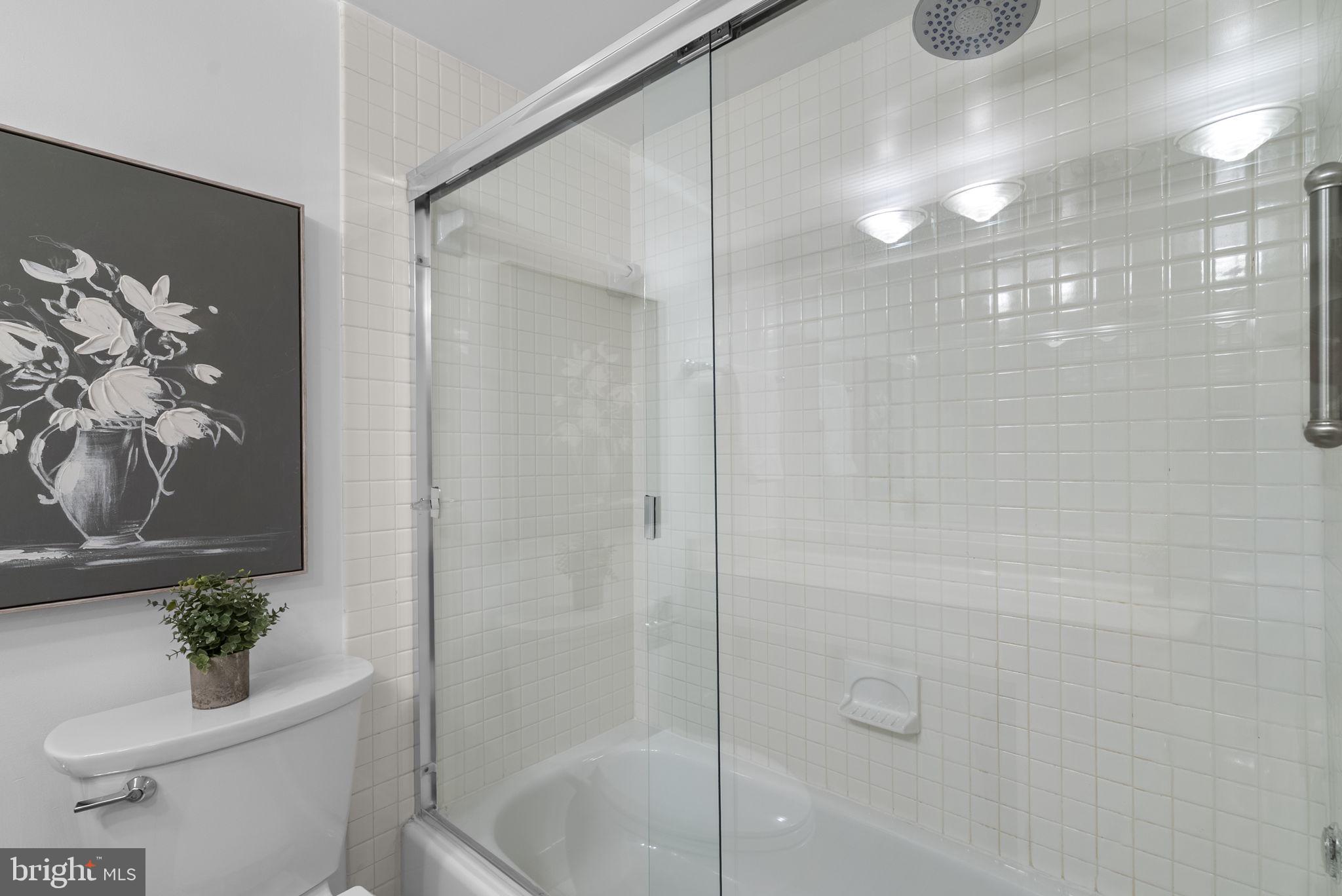 11420 STRAND DRIVE R-010