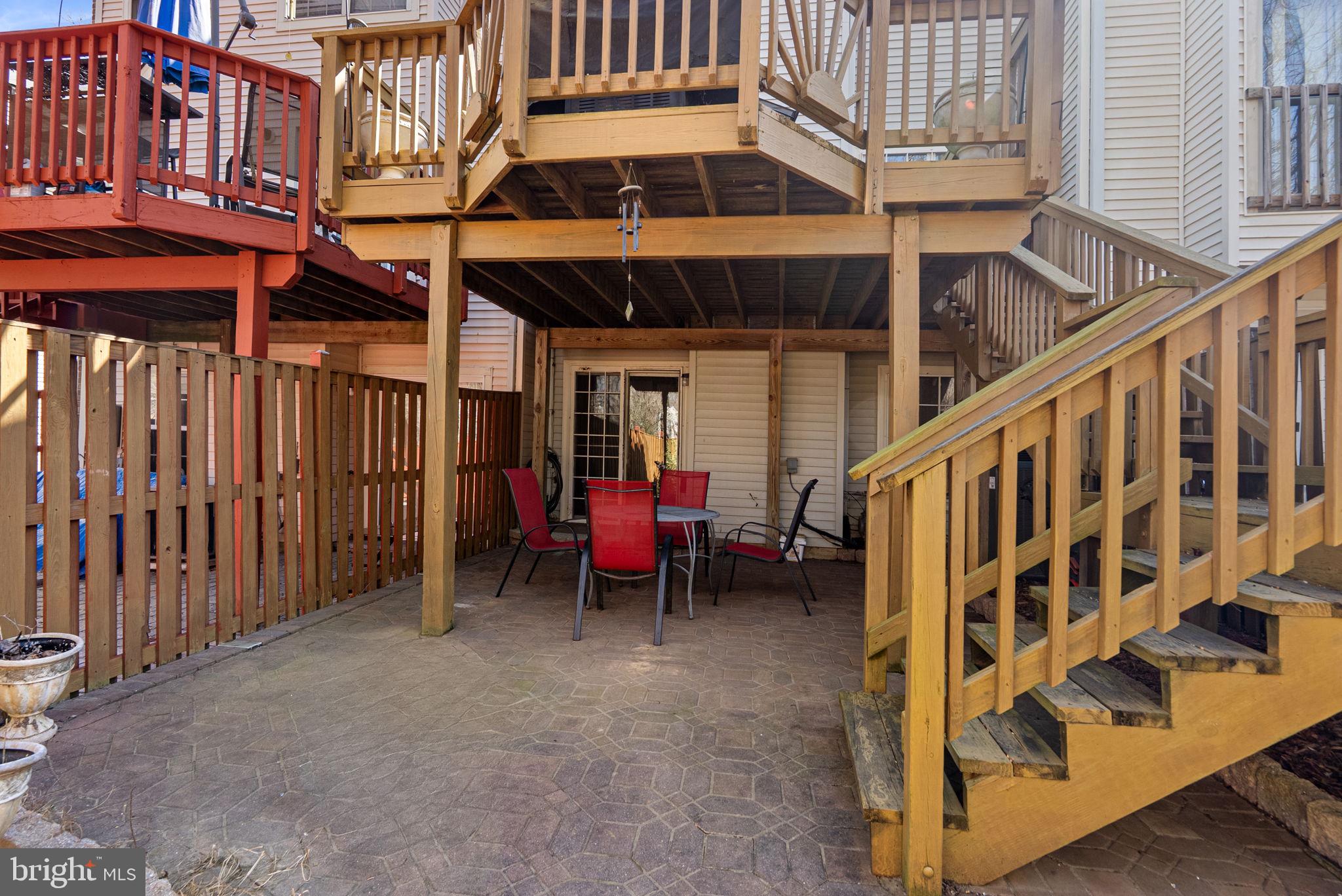 1957 BARRINGTON COURT