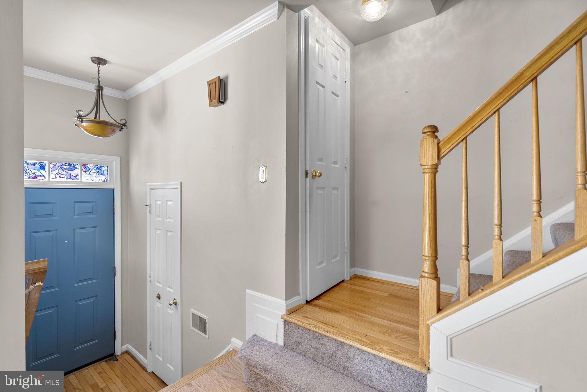 1957 BARRINGTON COURT