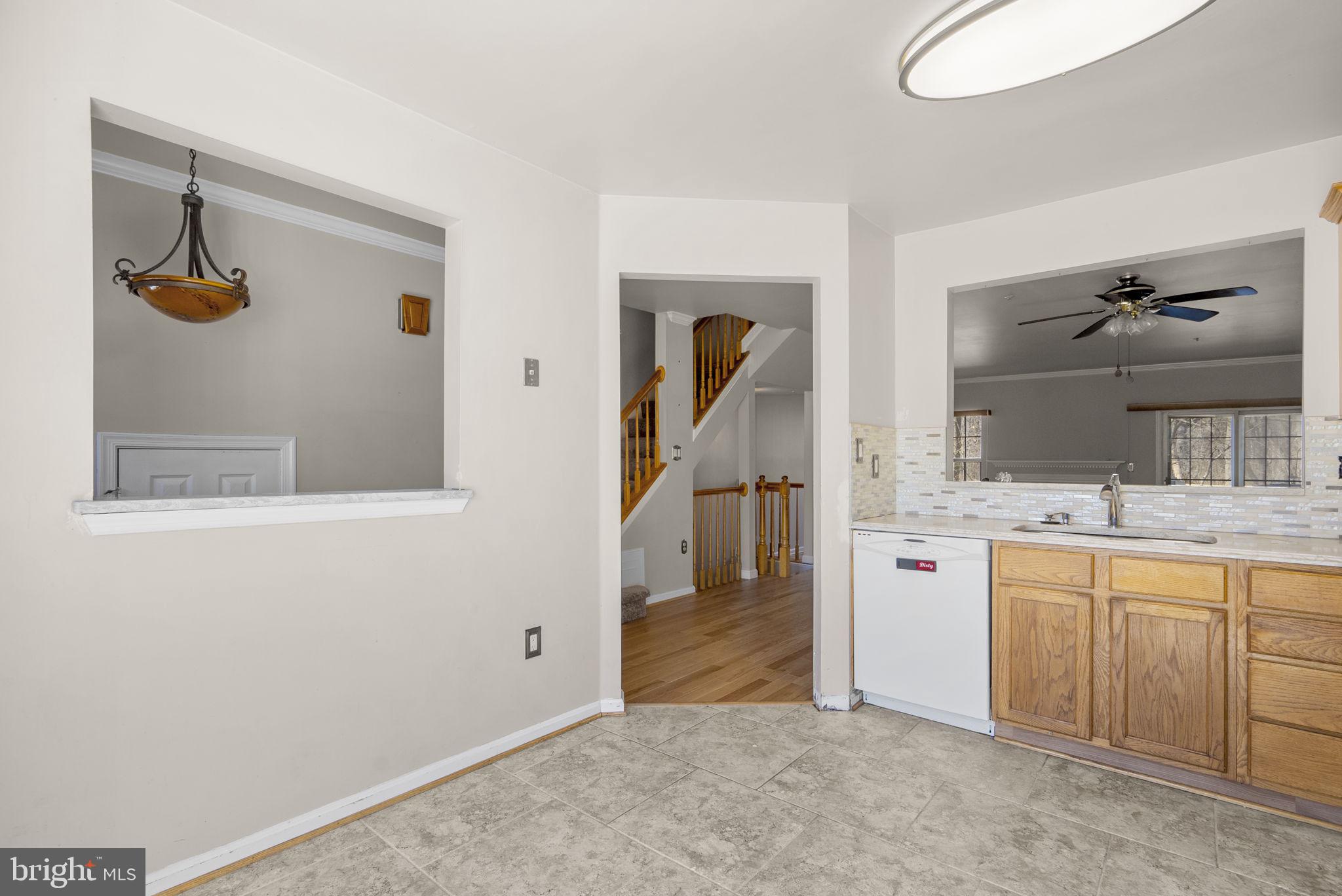 1957 BARRINGTON COURT