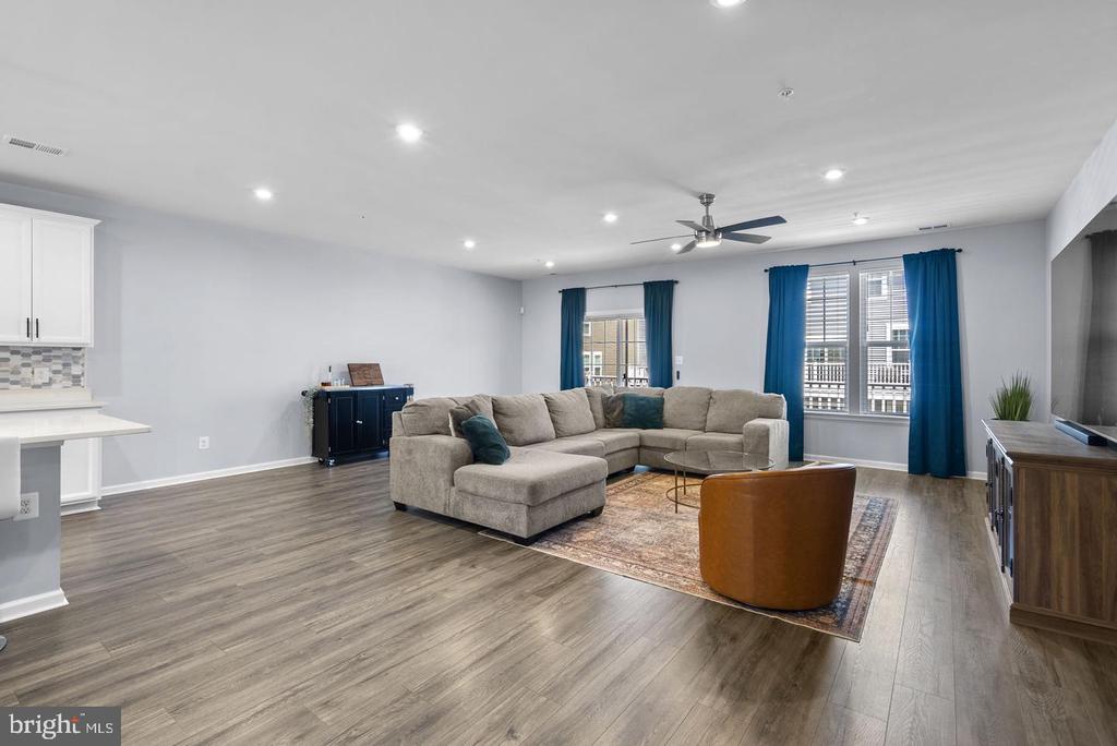 2708 DUVALL RIDGE ROAD Unit: 415