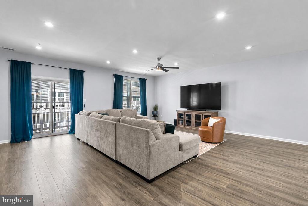 2708 DUVALL RIDGE ROAD Unit: 415