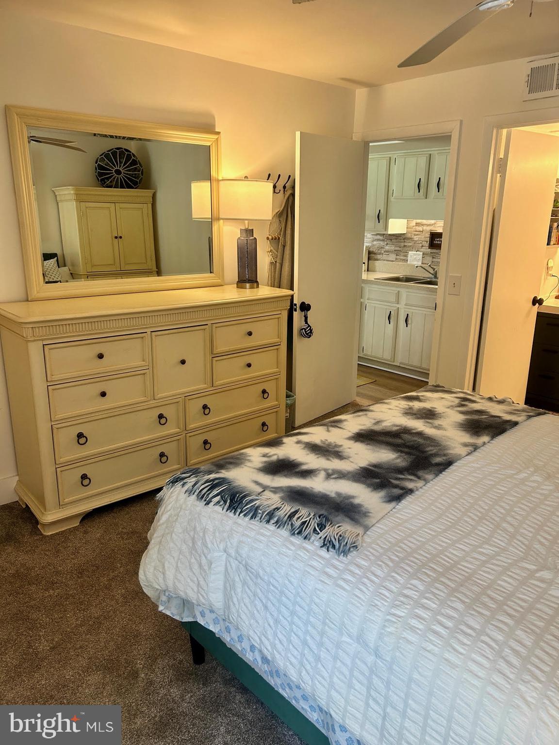 438 OCEAN PKWY 7