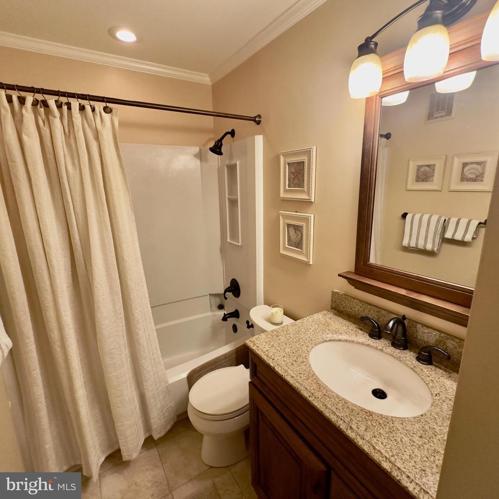 119 OLD LANDING ROAD E203