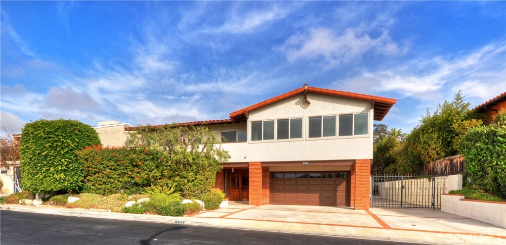 720 EMERALD BAY